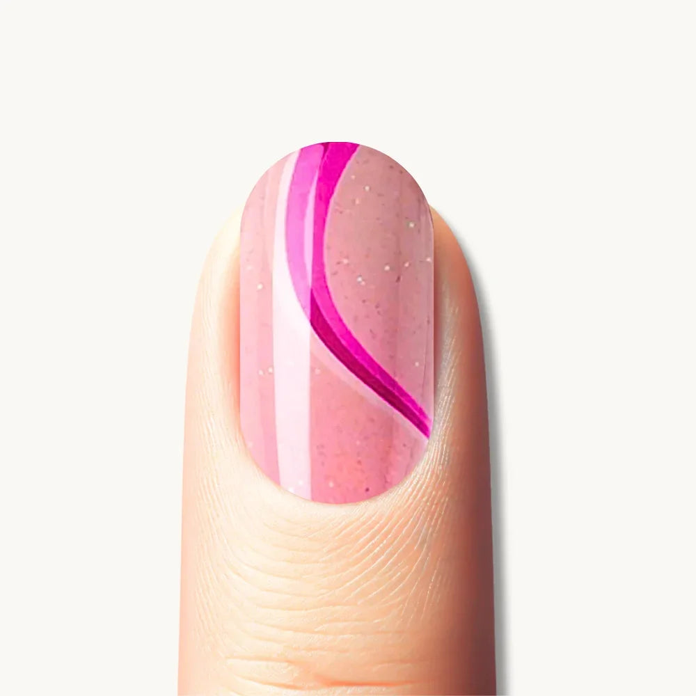 Bandes de gel UV du modèle NICKI à poser chez soi – Glaam Nails