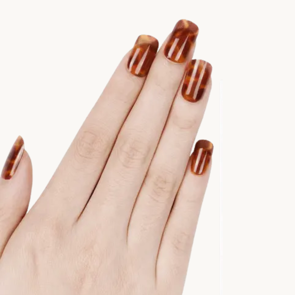 Bandes de gel UV du modèle AMBER à poser chez soi – Glaam Nails