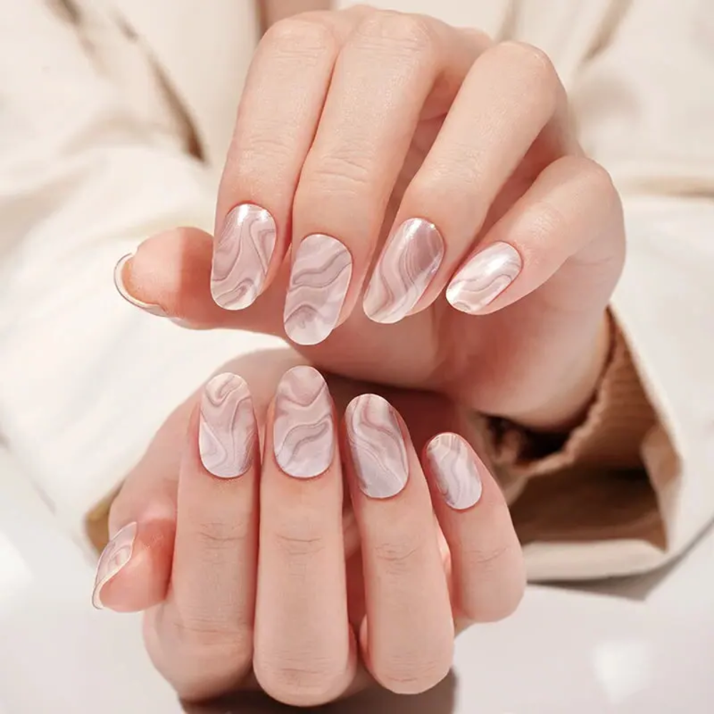 Bandes de gel UV du modèle GAIA à poser chez soi – Glaam Nails