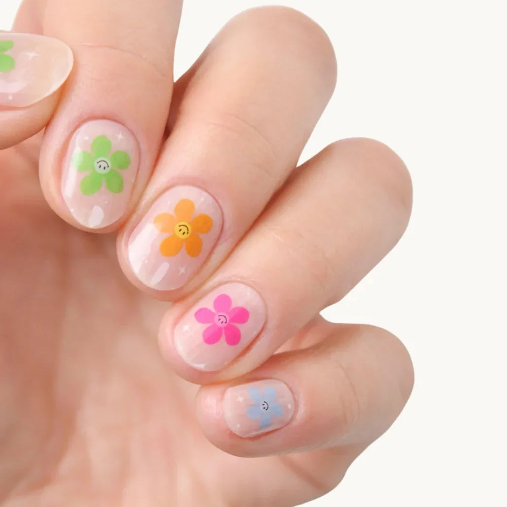 Bandes de gel UV du modèle EVA à poser chez soi – Glaam Nails