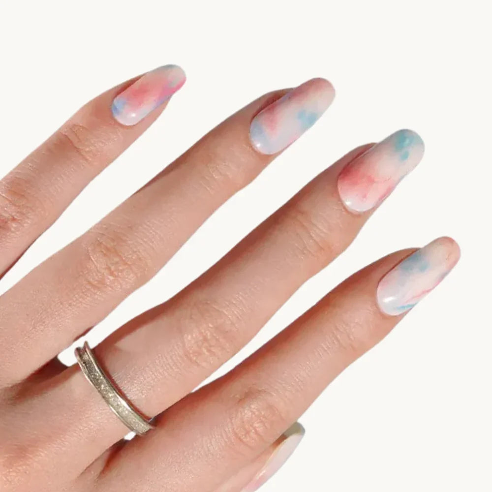 Bandes de gel UV du modèle SUKI à poser chez soi – Glaam Nails