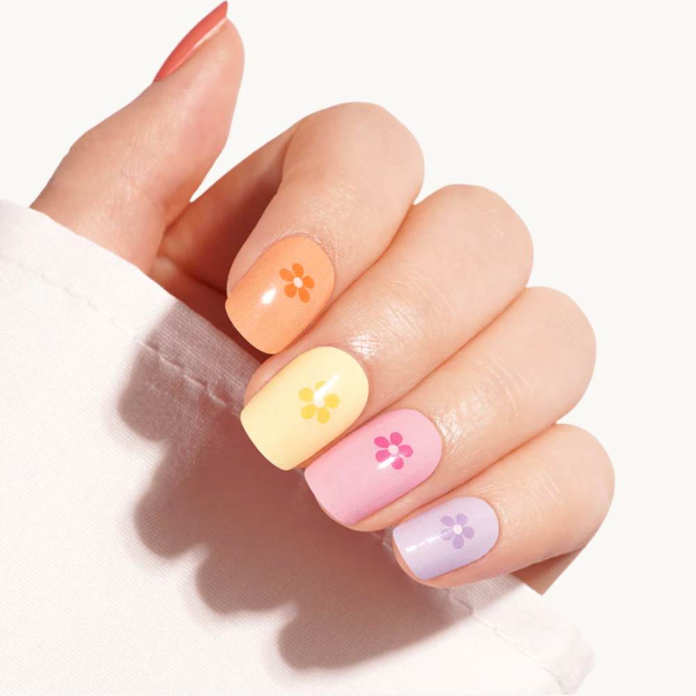 Bandes de gel UV du modèle PRISMA à poser chez soi – Glaam Nails