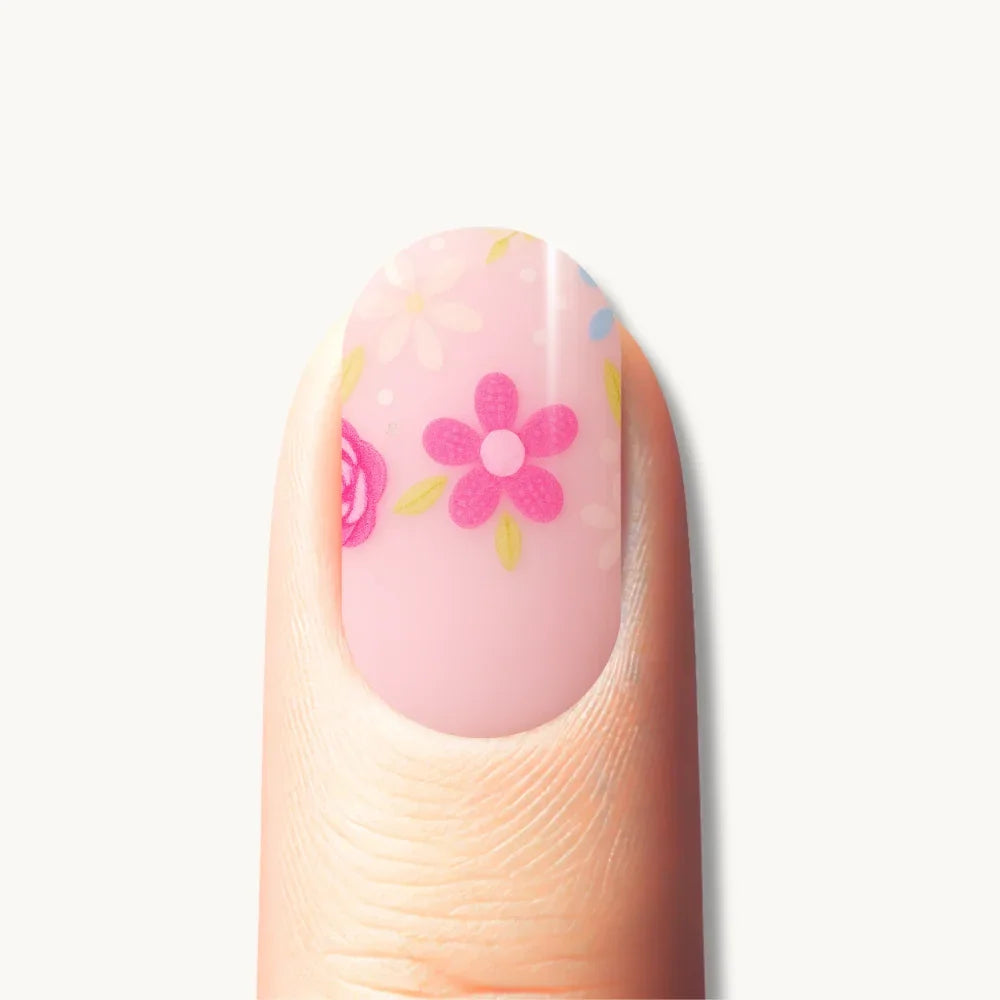 Bandes de gel UV du modèle ROSALIE à poser chez soi – Glaam Nails