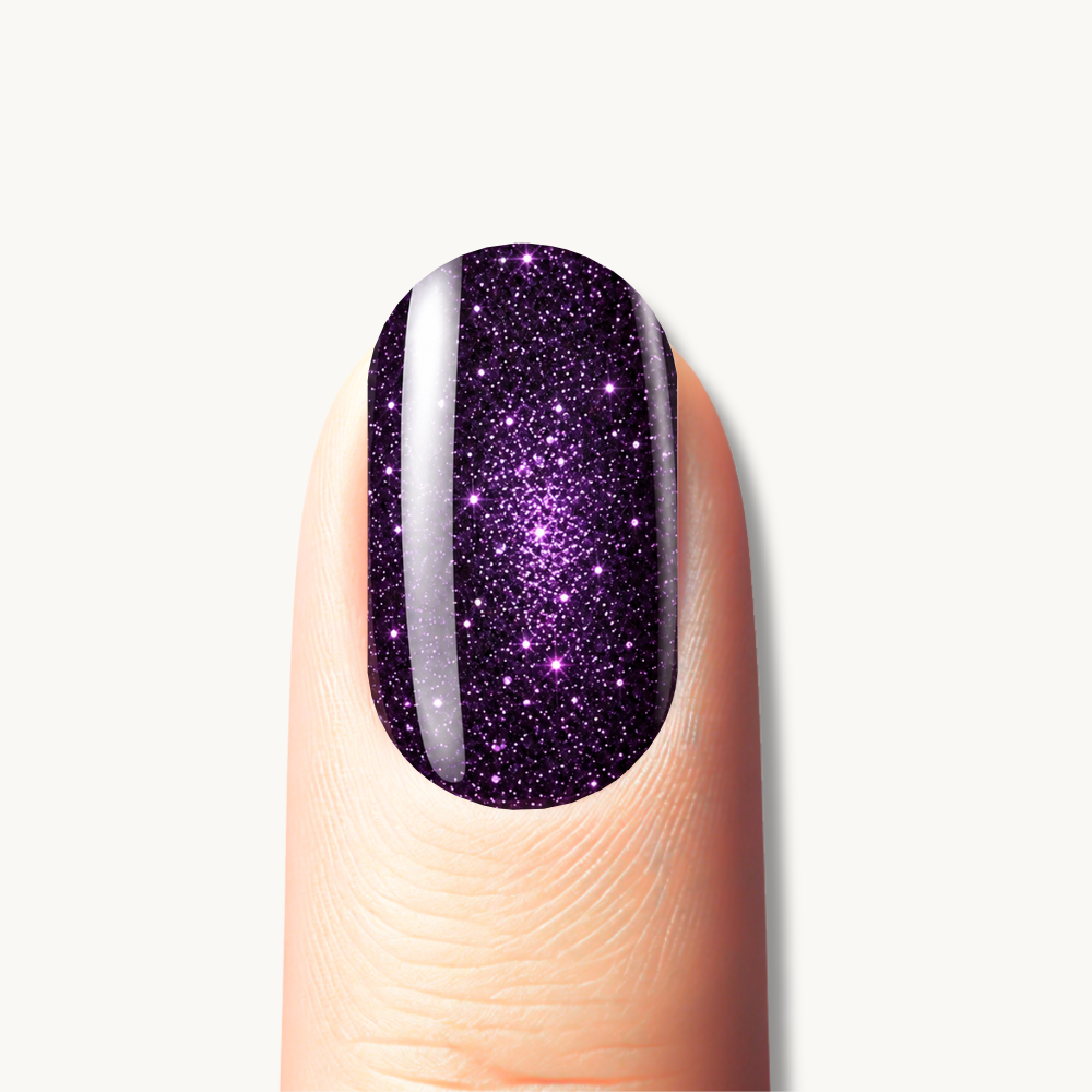 Ongles en gel violet pailleté